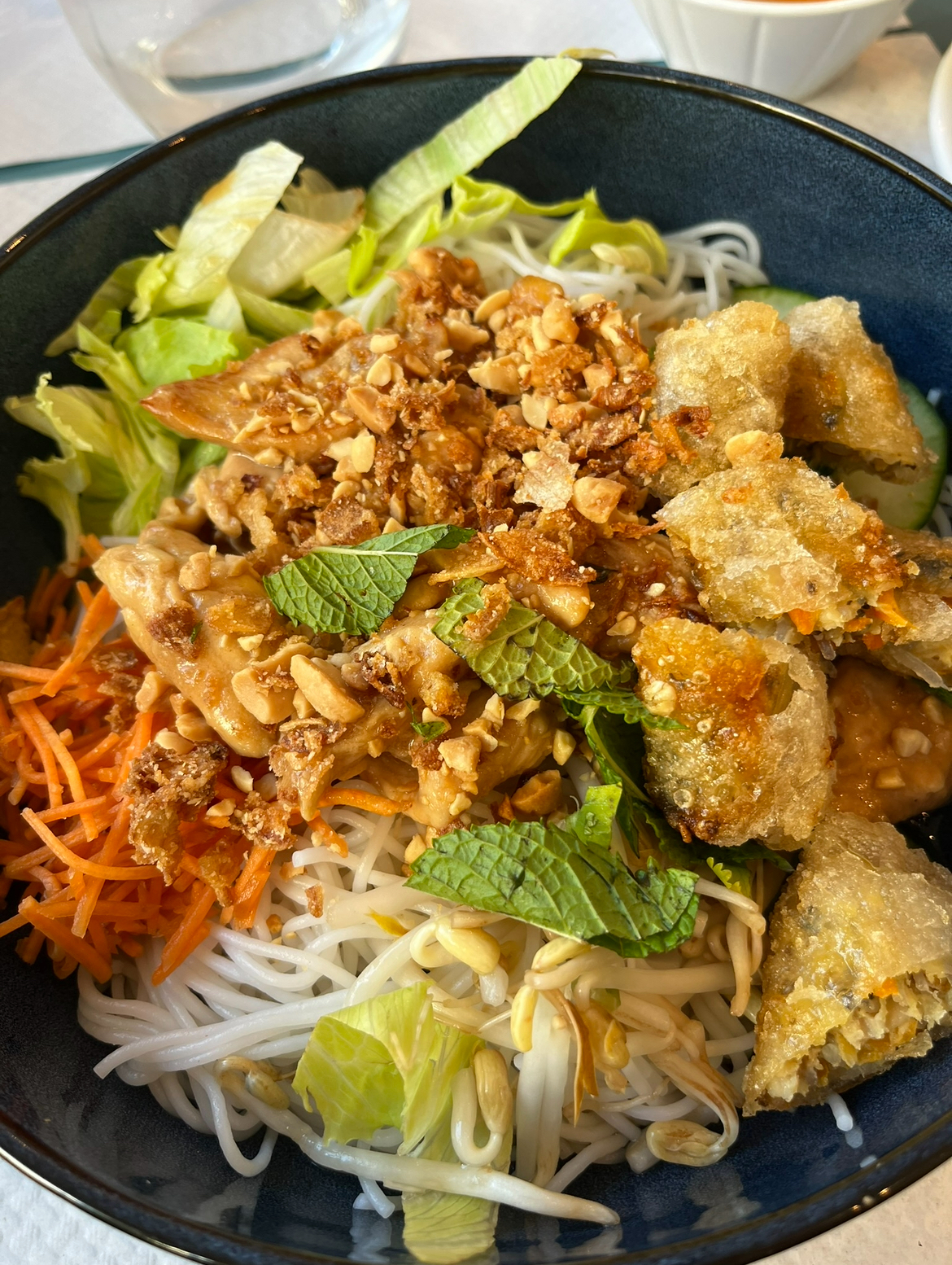 Sélection d’adresses — visuel moodboard